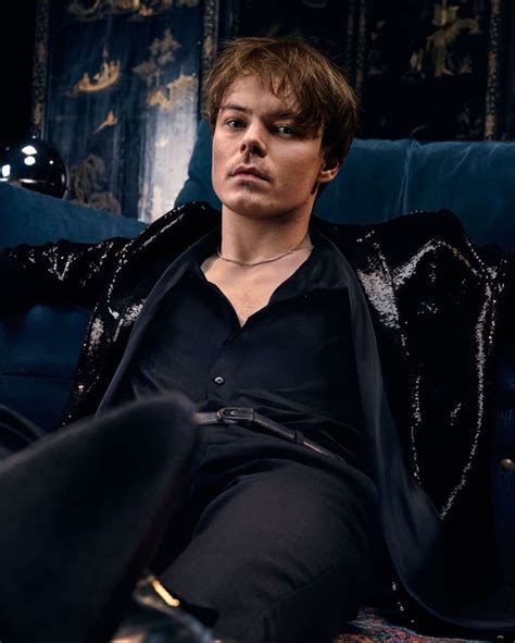 charlie heaton rabanne perfume.